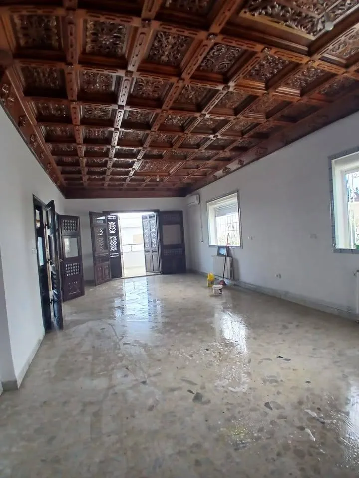 jolie étage de villa s3 a louer