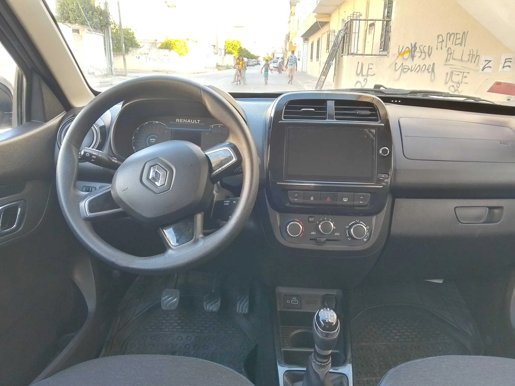 renault kwid 1ère main.tel:56177695