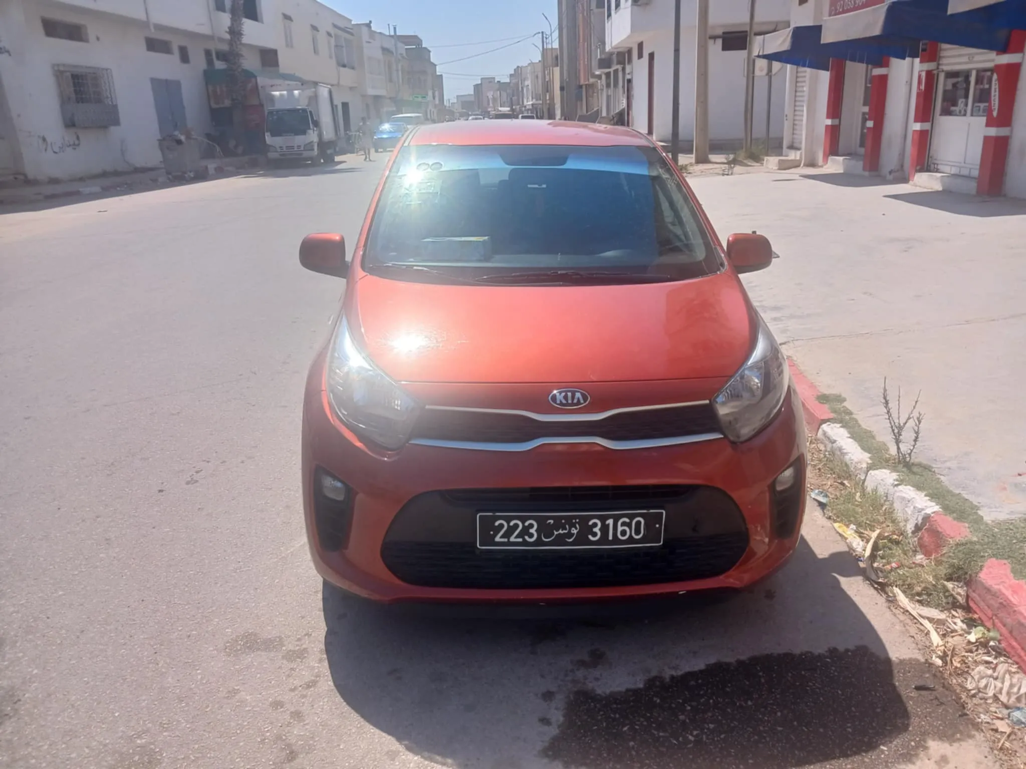 kia picanto modèle 2023 haja ndifa 3la e5er Li y7eb yetwasel m3aya 3la 92059309