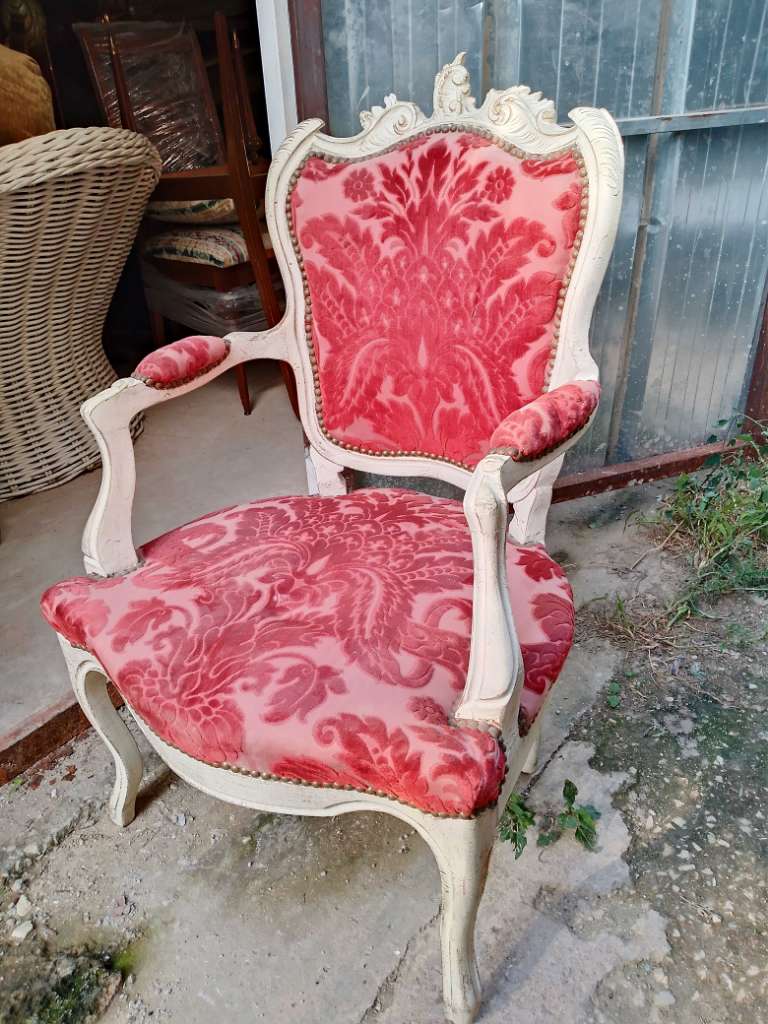 Fauteuil en vrai bois 