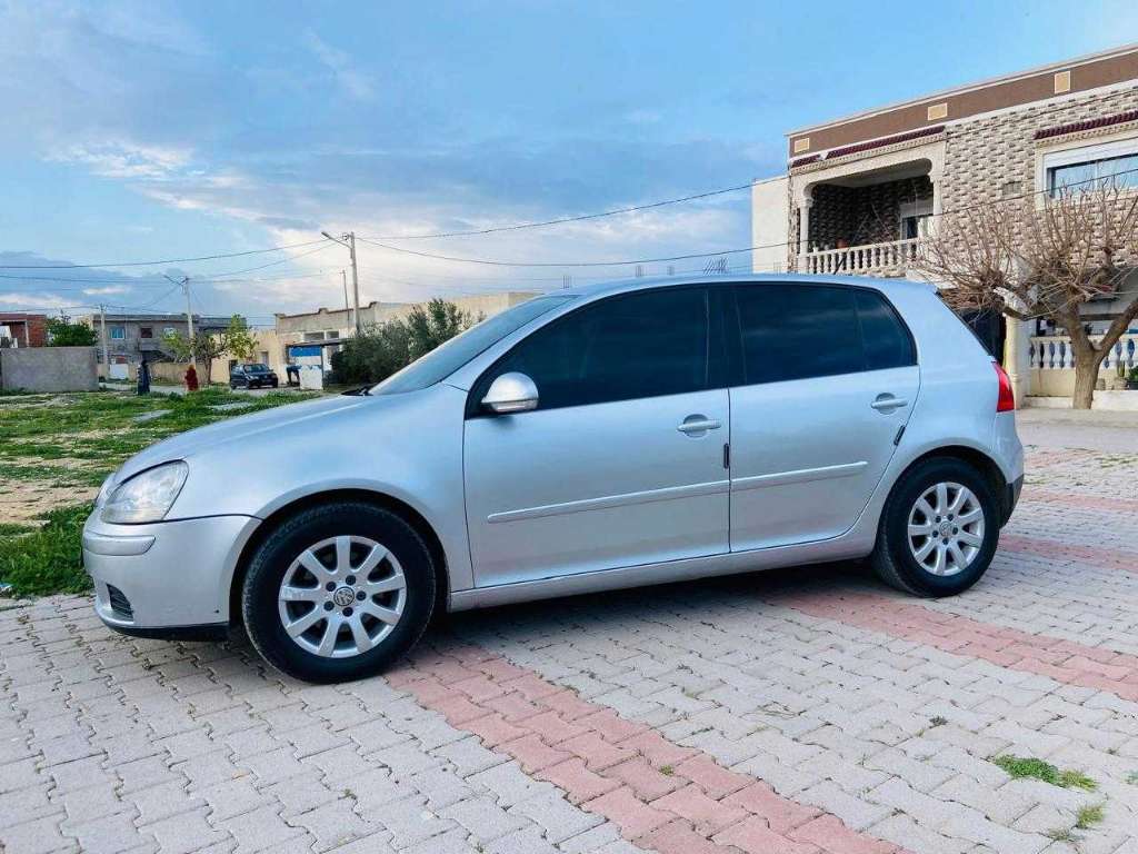 Golf 5 🇩🇪 1.4 essence 