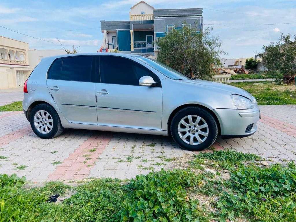 Golf 5 🇩🇪 1.4 essence 