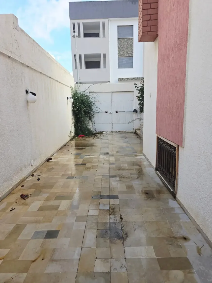Villa prestigieuse à sahloul 4