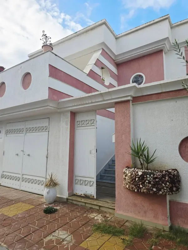 Villa prestigieuse à sahloul 4