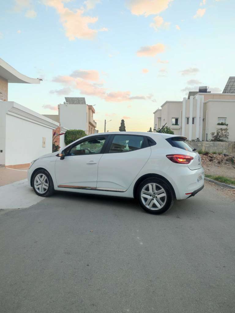 CLIO 5 LIMITED