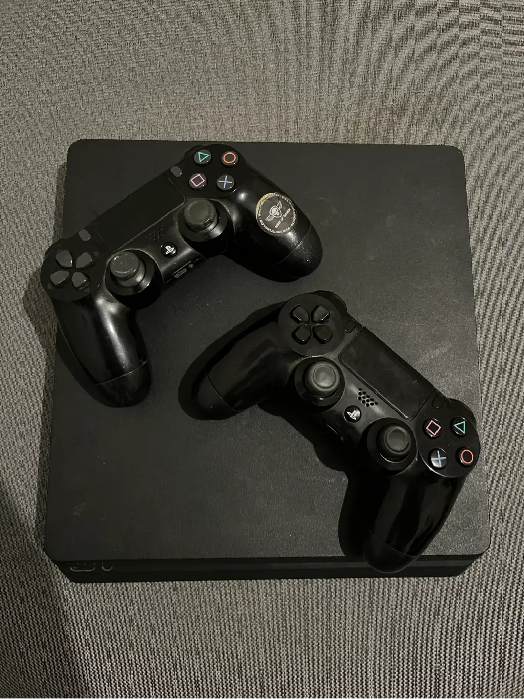 PS4 slim