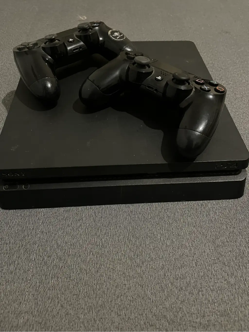 PS4 slim