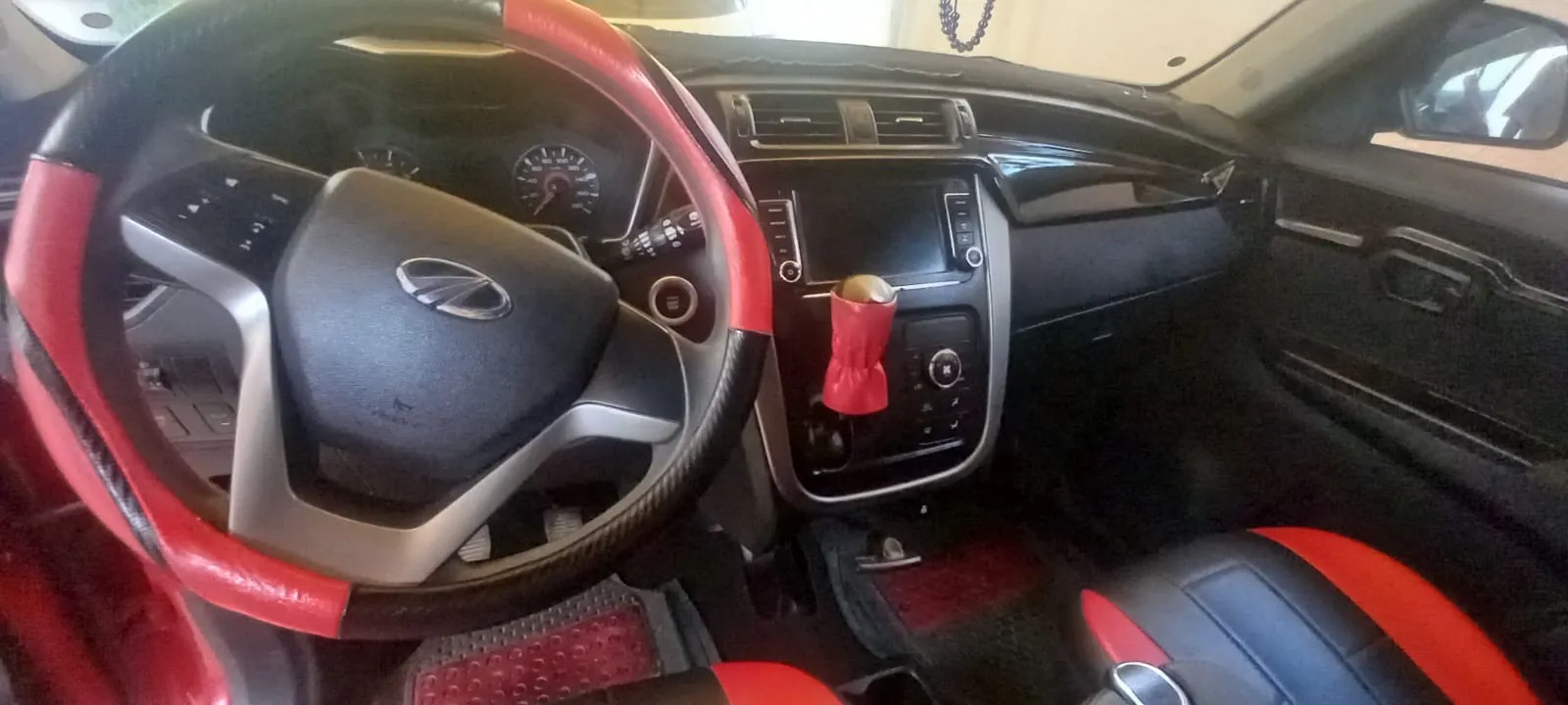 mahindra kuv 100 k8 