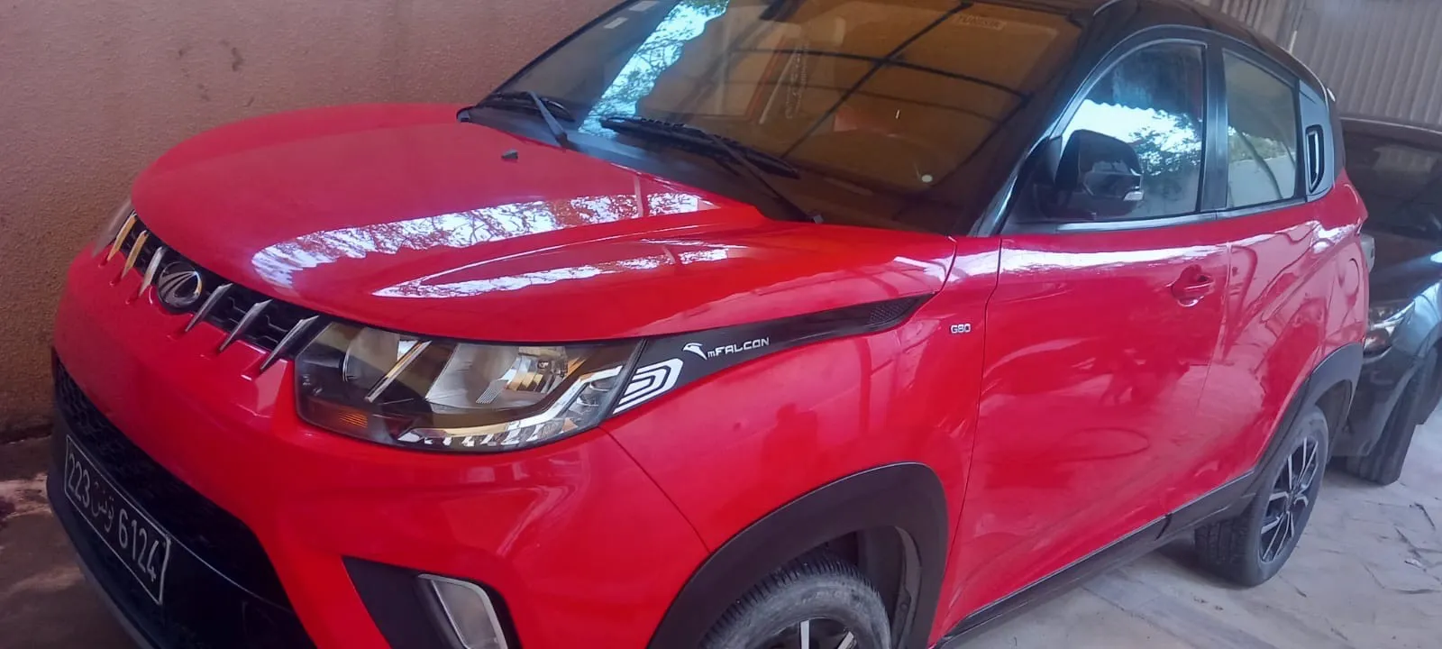 mahindra kuv 100 k8 