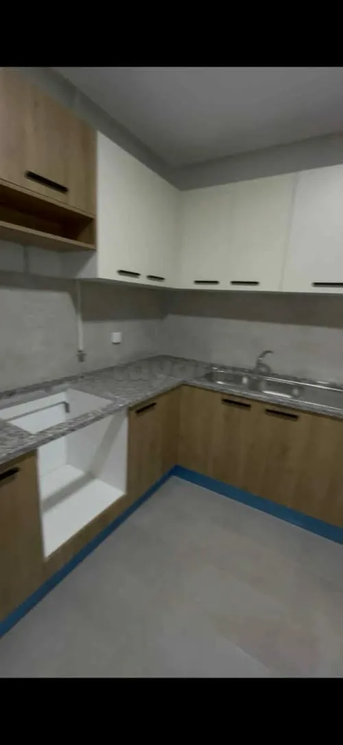 un appartement s+2 au RDC a louer situé a Borj Louzir Prés de Rond point l'Escale