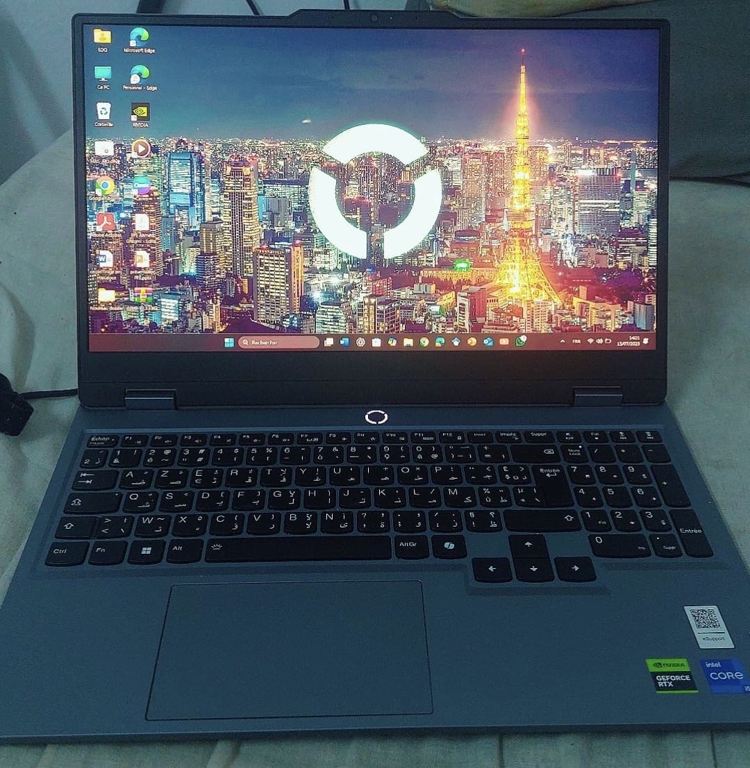 PC LENOVO LOQ 15IAX9 importé utilisé 3 mois en très bon état !!