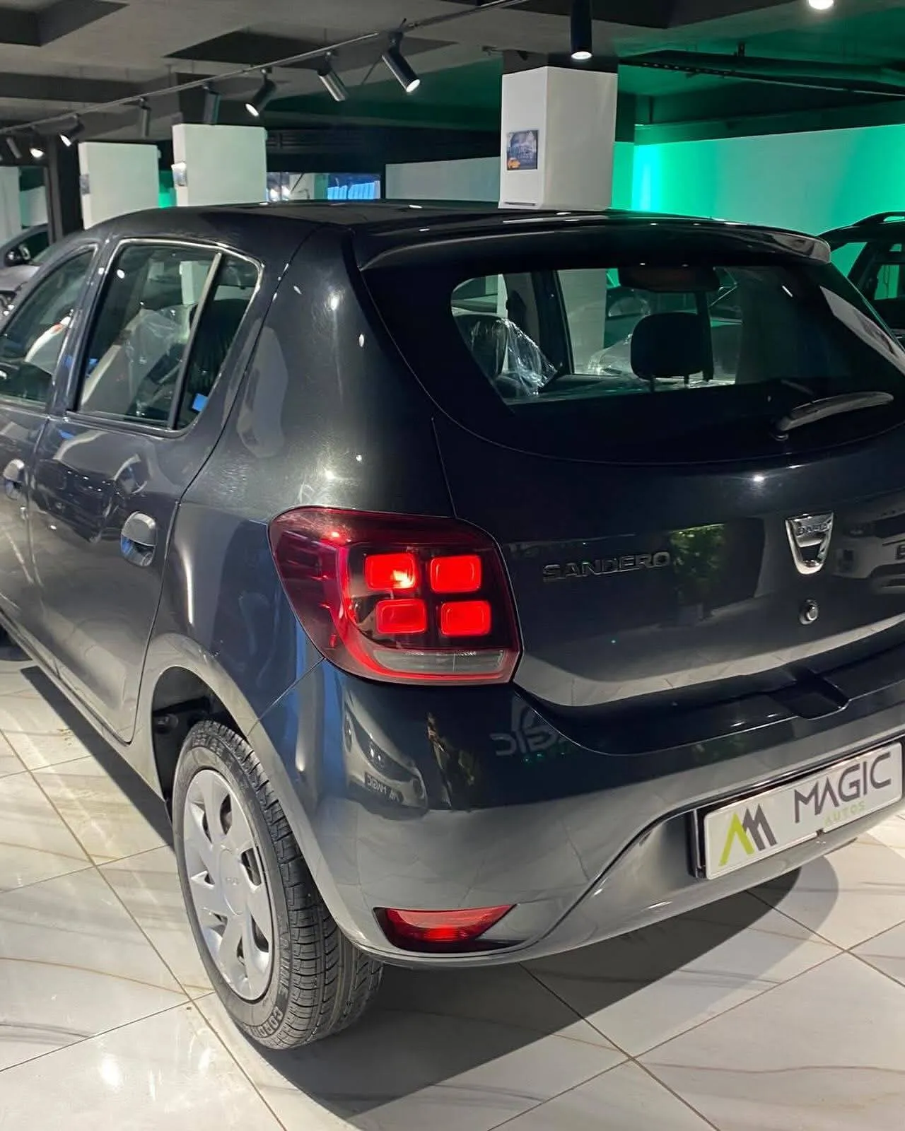 DACIA SANDERO