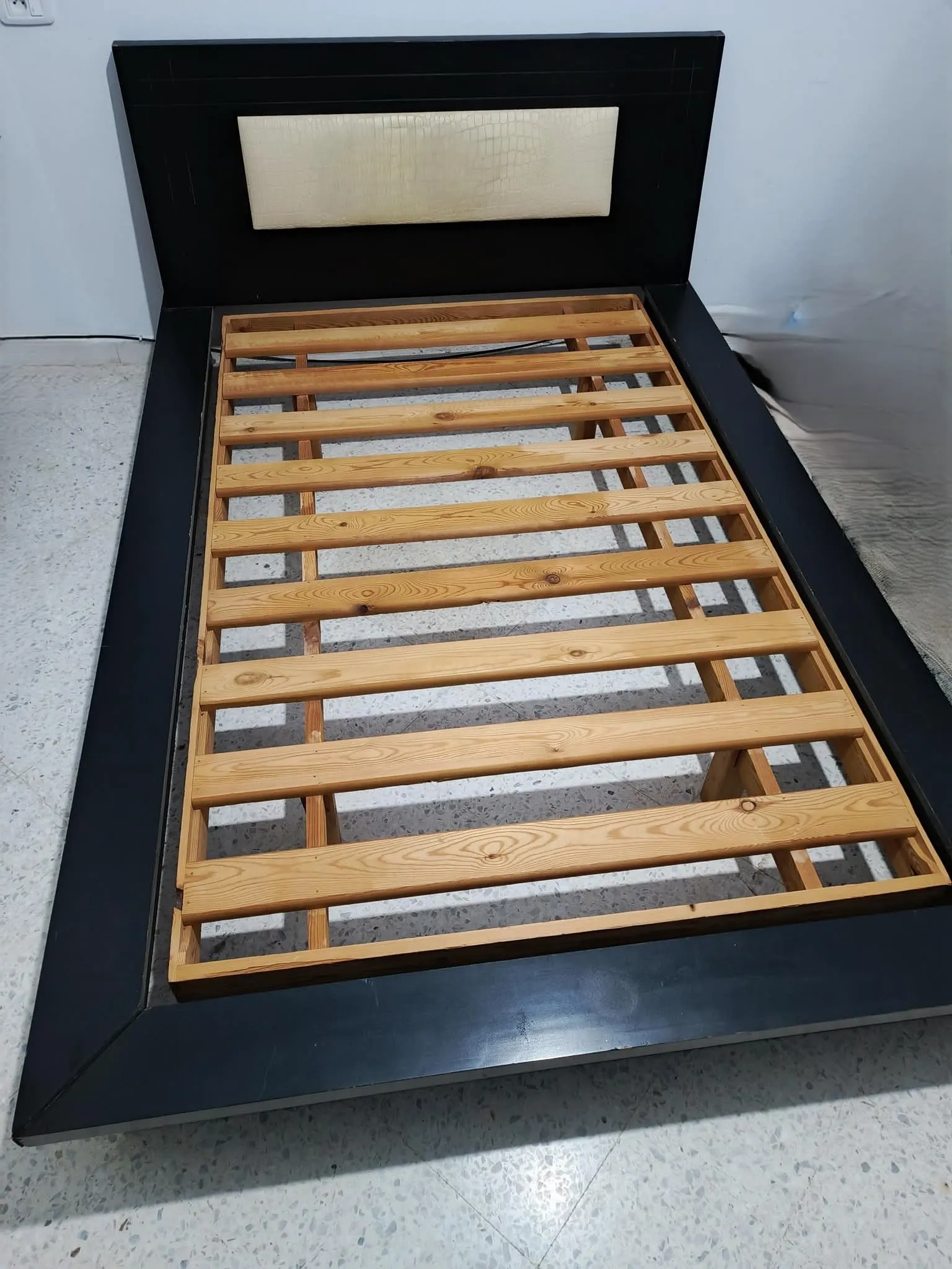 Lit une place et demi 