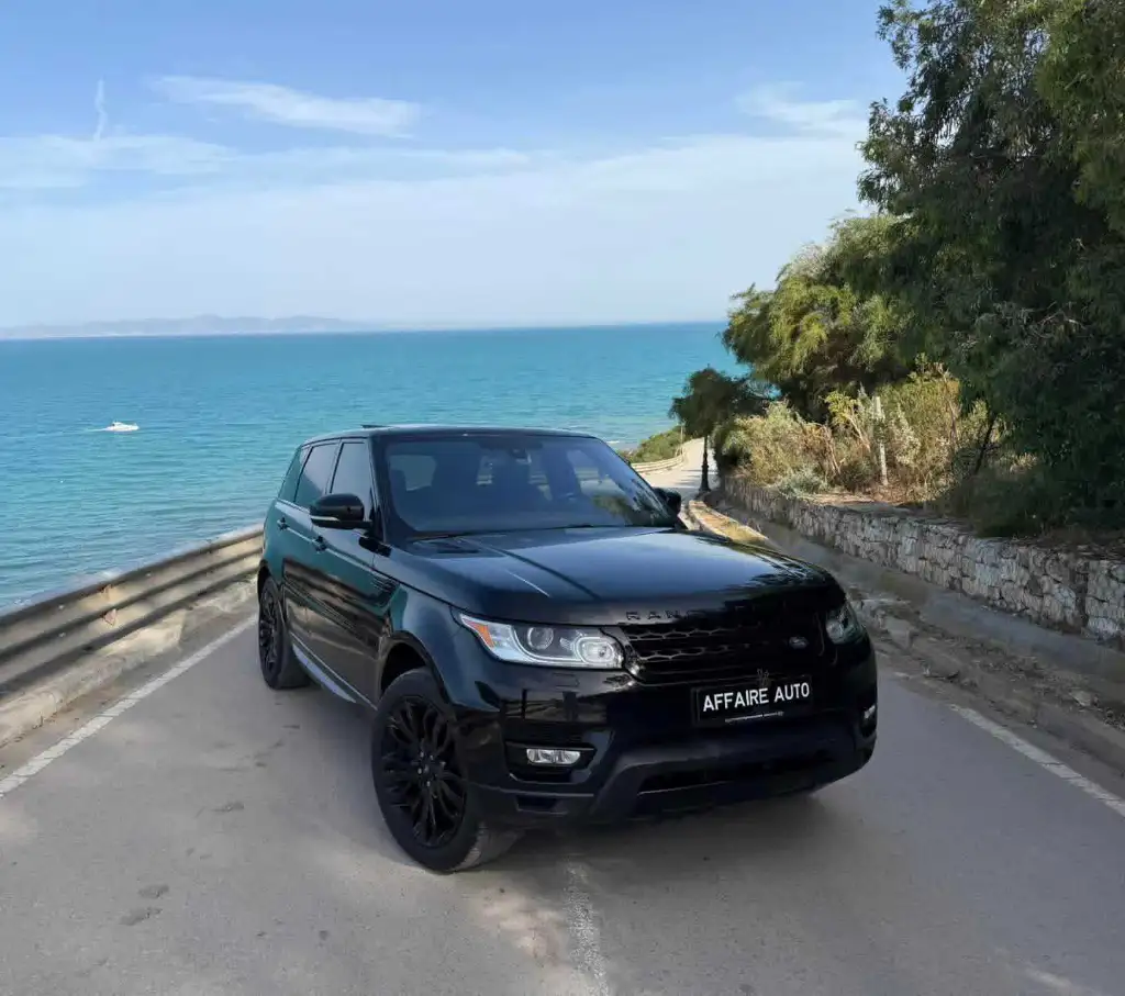  Range Rover Sport diesel 3L 2017 seri 258⛔️  
         ✨️On accepte l'échange des voitures