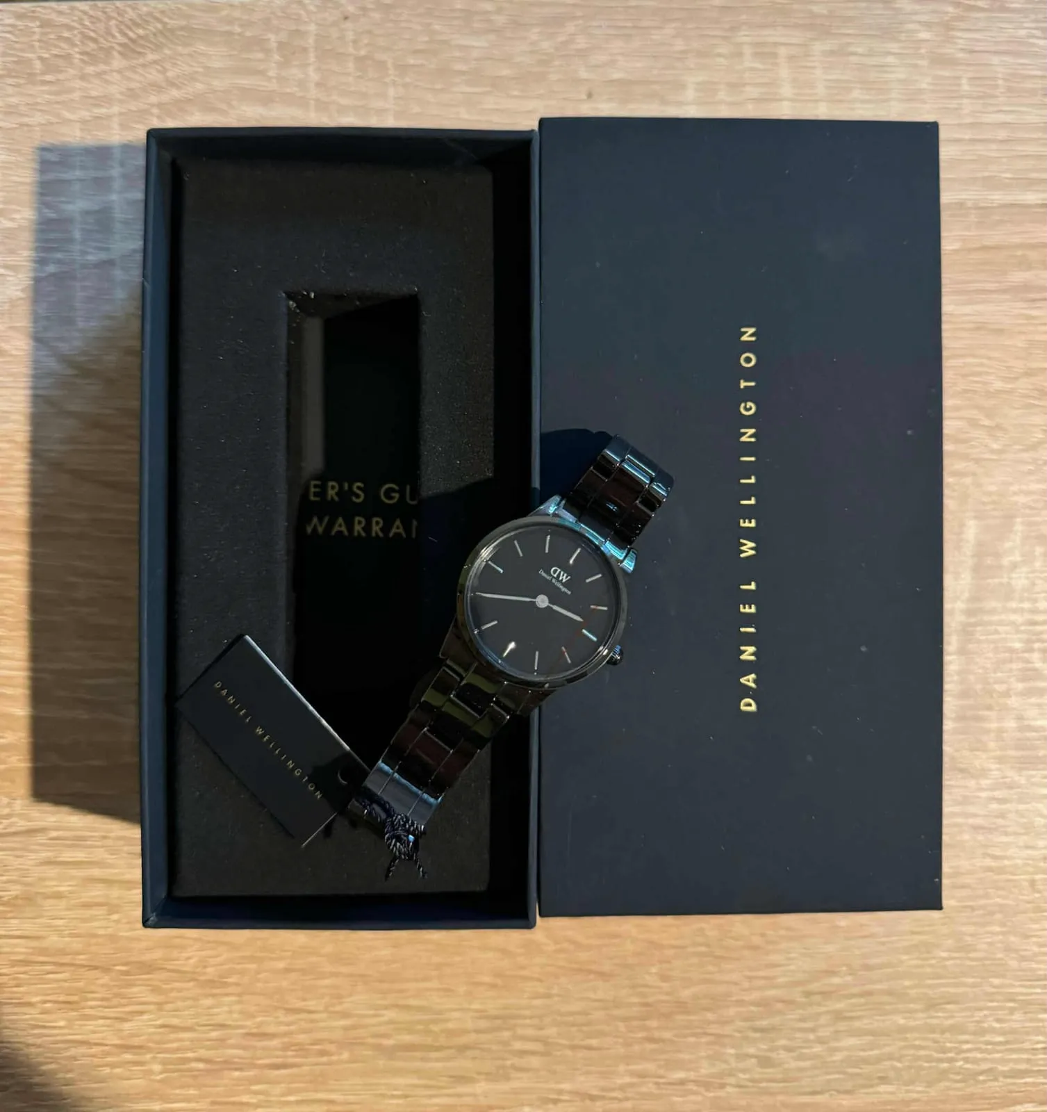 Montre neuve Daniel Wellington (femme)