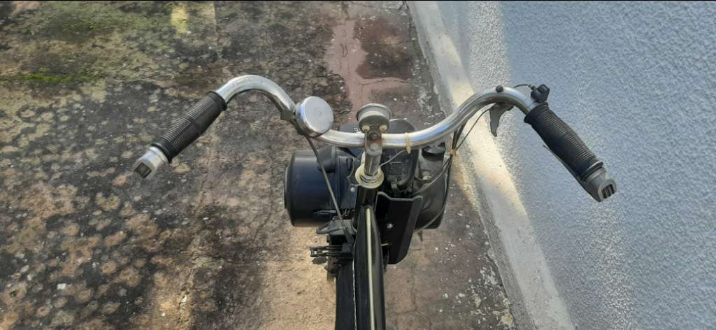 VELOSOLEX للبيع 1200د