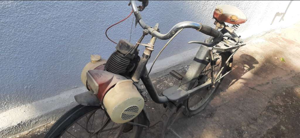 VELOSOLEX للبيع 1200د