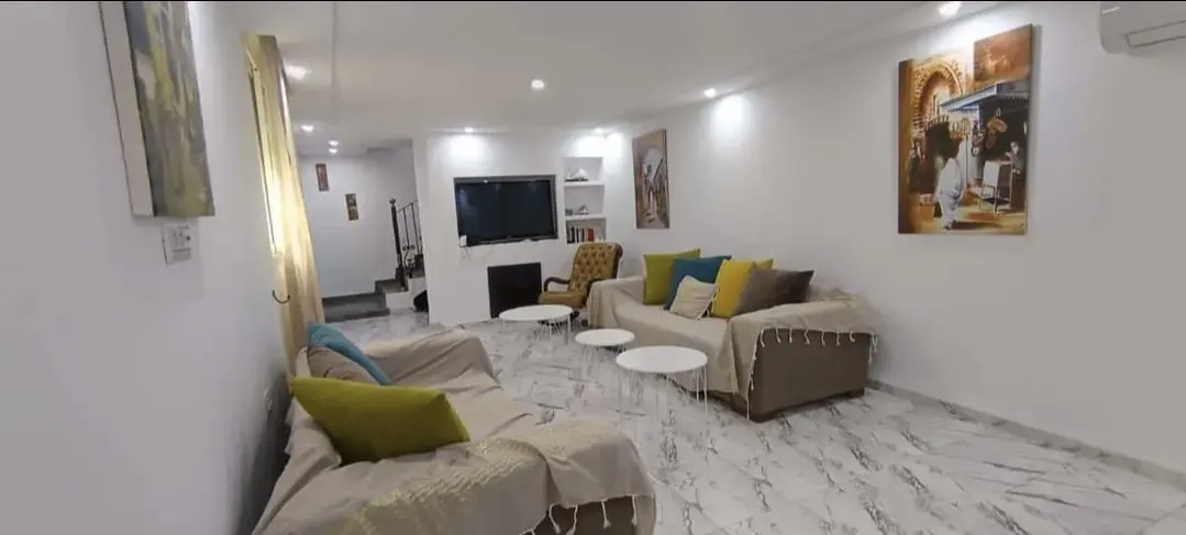 ✨LUXE & STYLE à VENDRE – Villa Avec Piscine à Chatt Mariem
