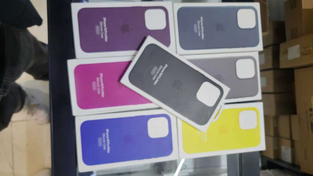 Iphone slicone cases