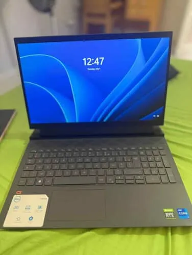 DELL G15 5520