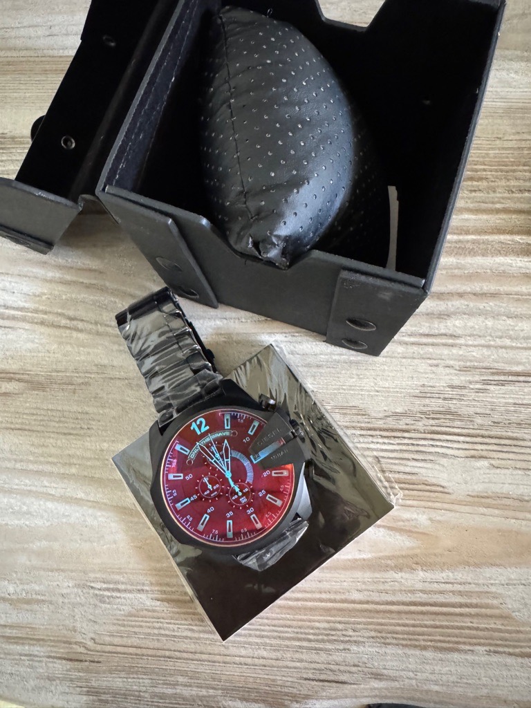 Diesel pour hommes Mega Chief DZ4318 Black Plated Stainless Automatic Fashion Watch