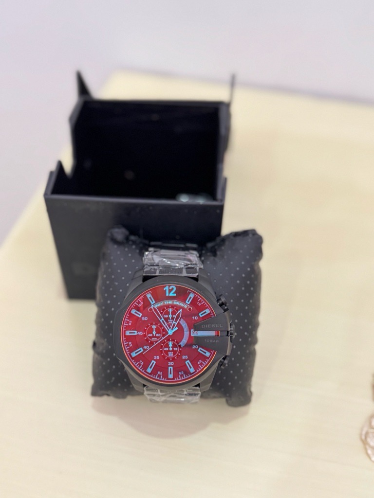 Diesel pour hommes Mega Chief DZ4318 Black Plated Stainless Automatic Fashion Watch