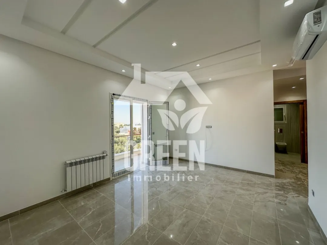 Appartement s+2 la Queen