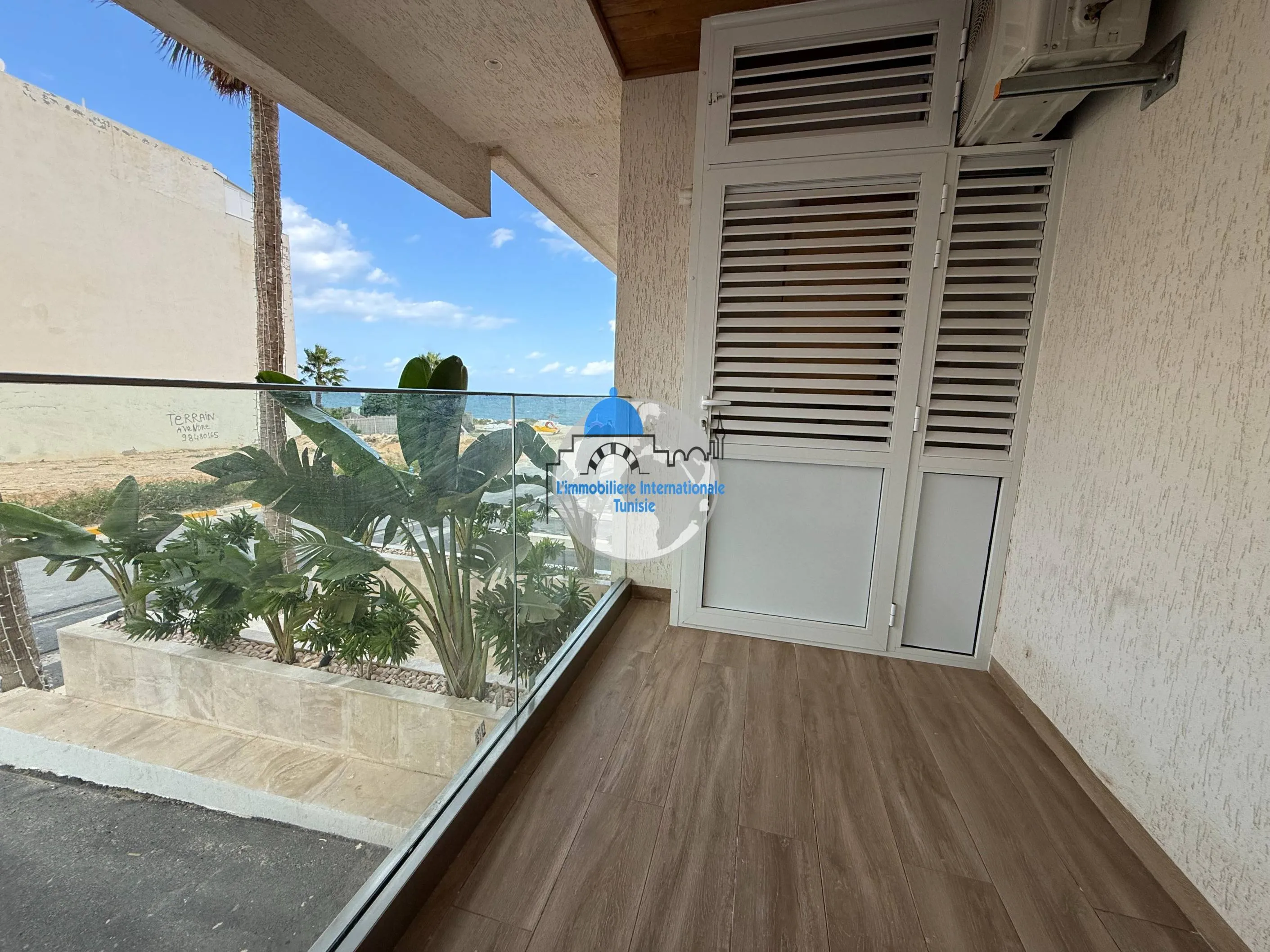  À 𝐕𝐞𝐧𝐝𝐫𝐞 | Appartement S+2 au RDC – Haut Standing   𝗧𝗮𝗻𝘁𝗮𝗻𝗮 – 𝗖𝗵𝗮𝘁𝘁 𝗠𝗮𝗿𝗶𝗮𝗺