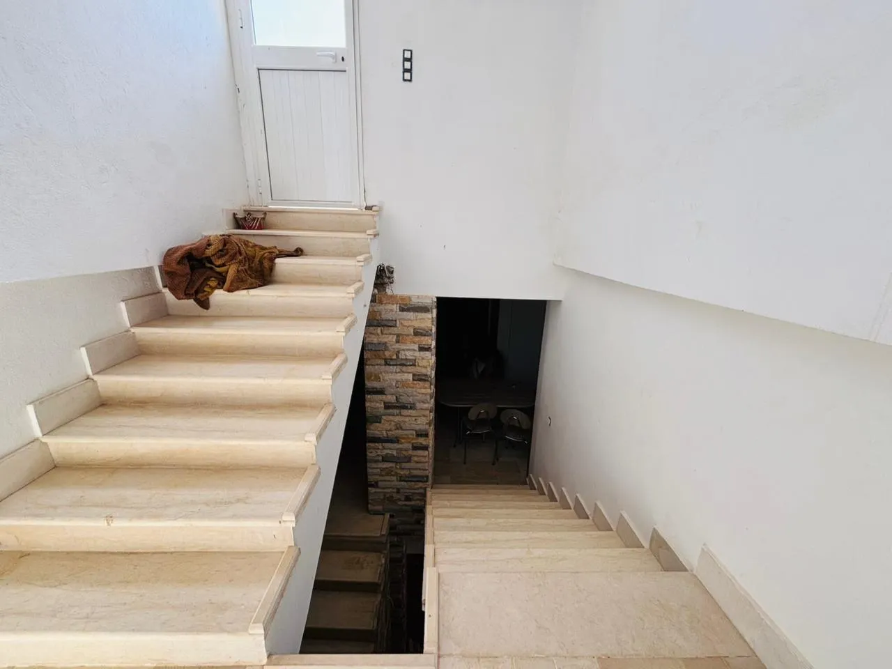 🏠 للــكــراء بالبيوم بالأسبوع او بالشهر - فــرصــة فــي ســوق الــفــجــر 🏠