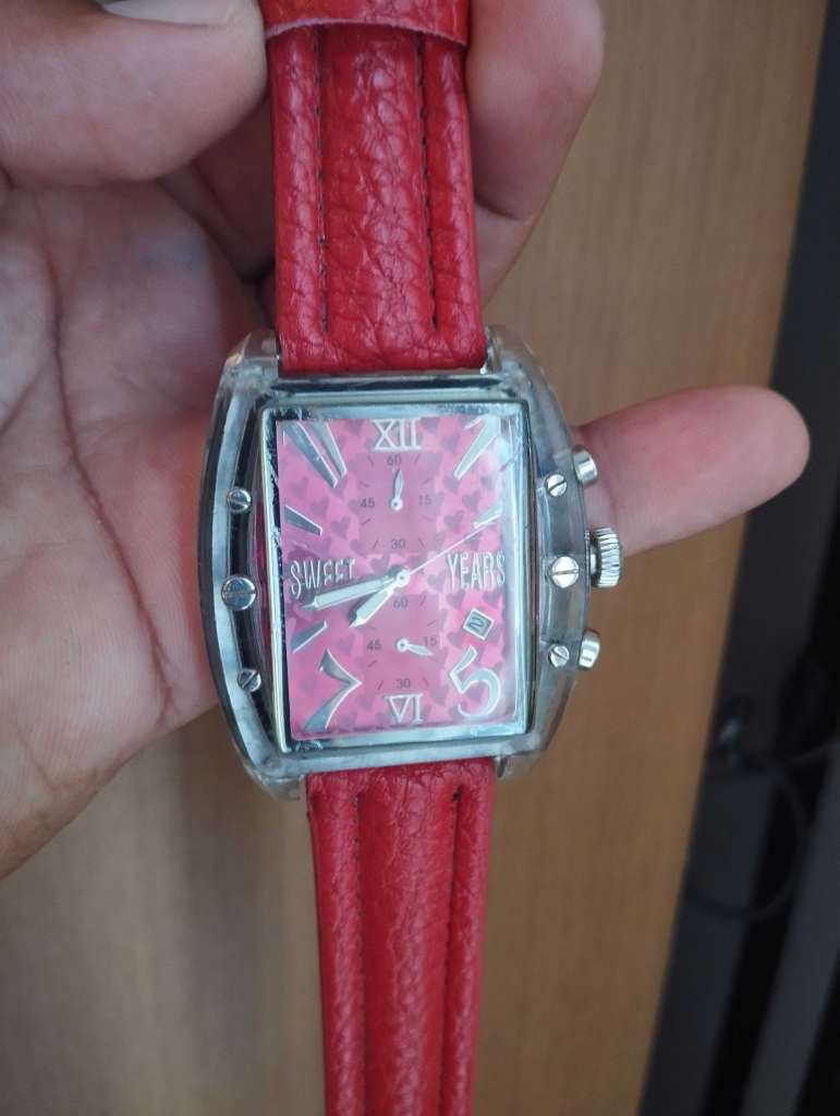 Montre Fashion Design Grand Format