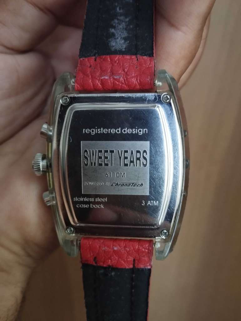 Montre Fashion Design Grand Format