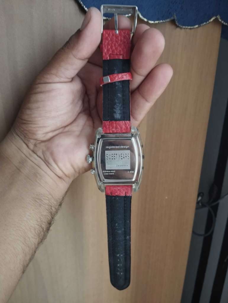 Montre Fashion Design Grand Format