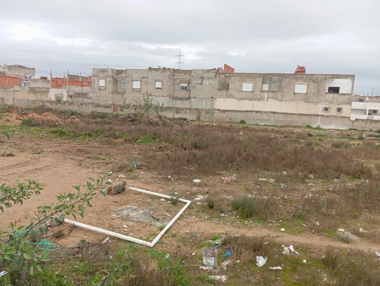 4000 m2 à vendre à la soukra
