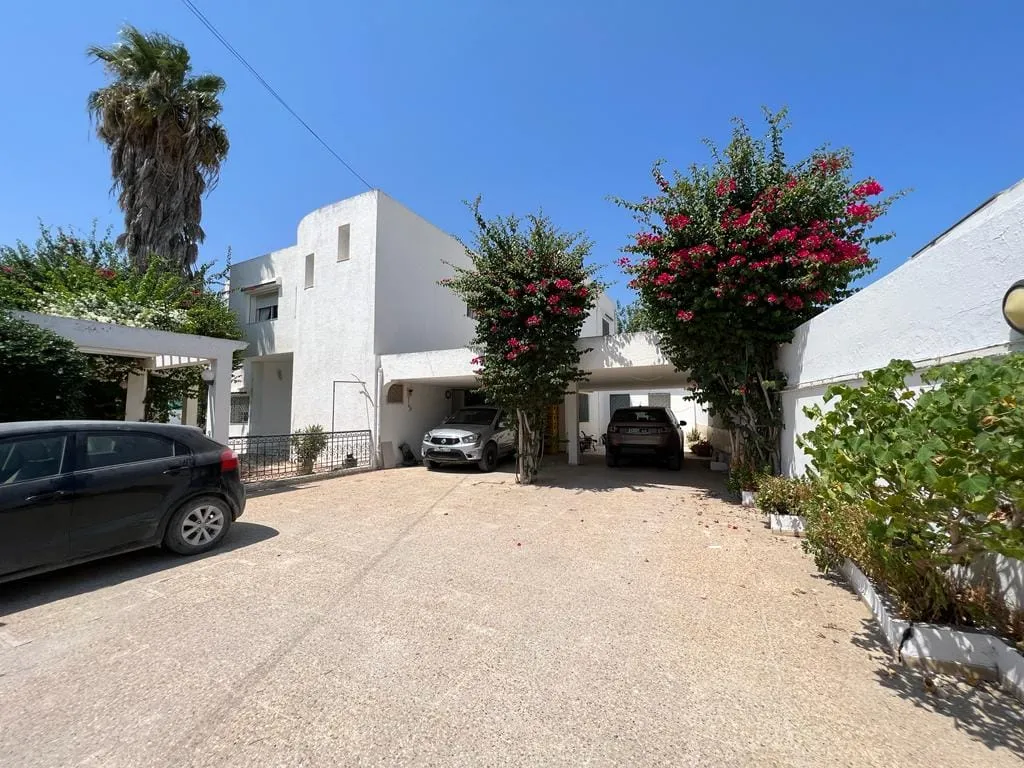 à vendre à la soukra