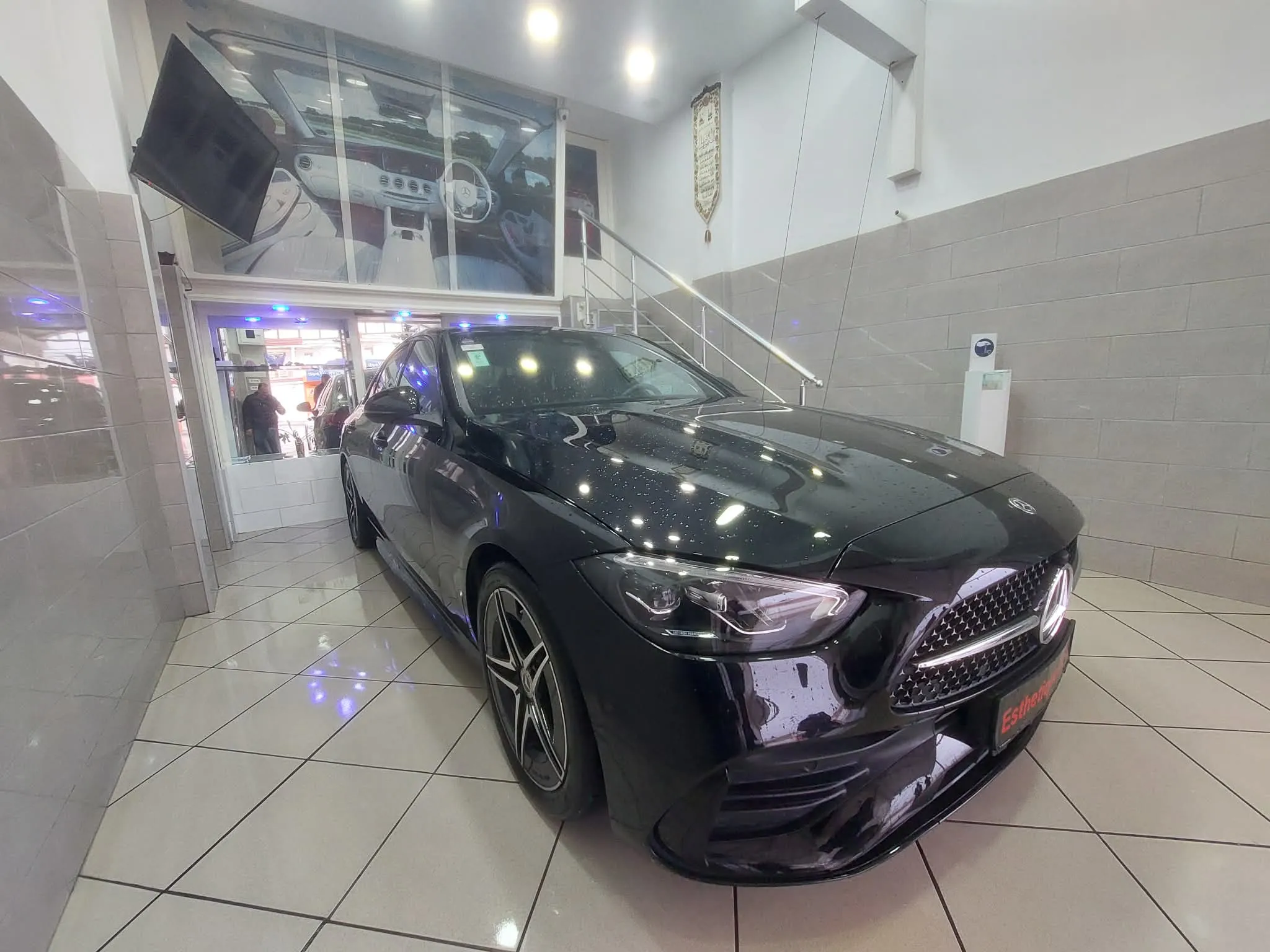 Mercedes-Benz C 180 - AMG - Tel 98479647