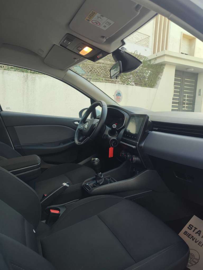 RENAULT CLIO 5