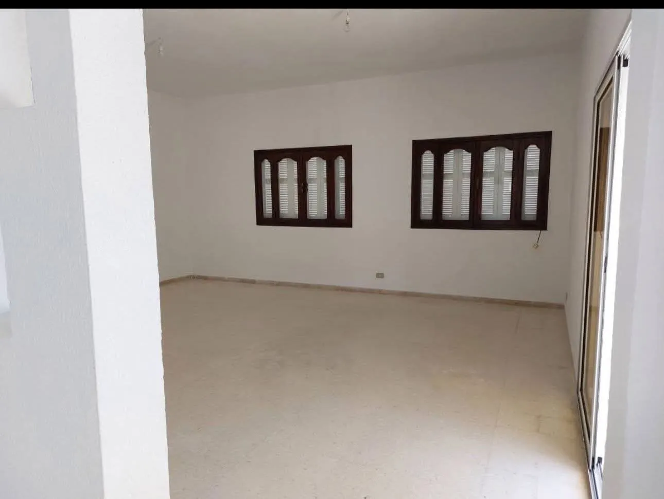 un spacieux rdc d'une villa s+3 a louer situé a Cité Ghazela