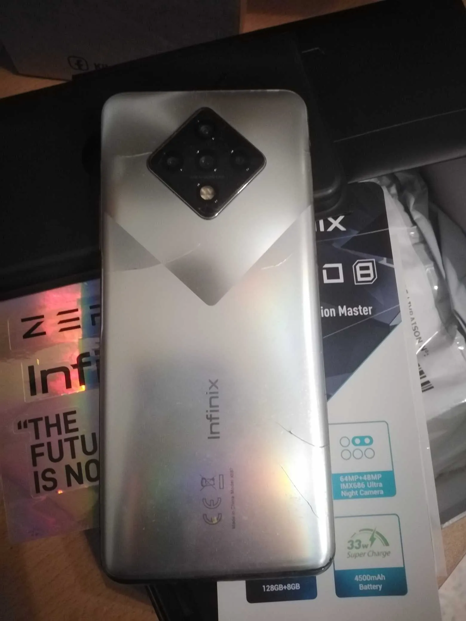 Infinix zéro 8 bon état 