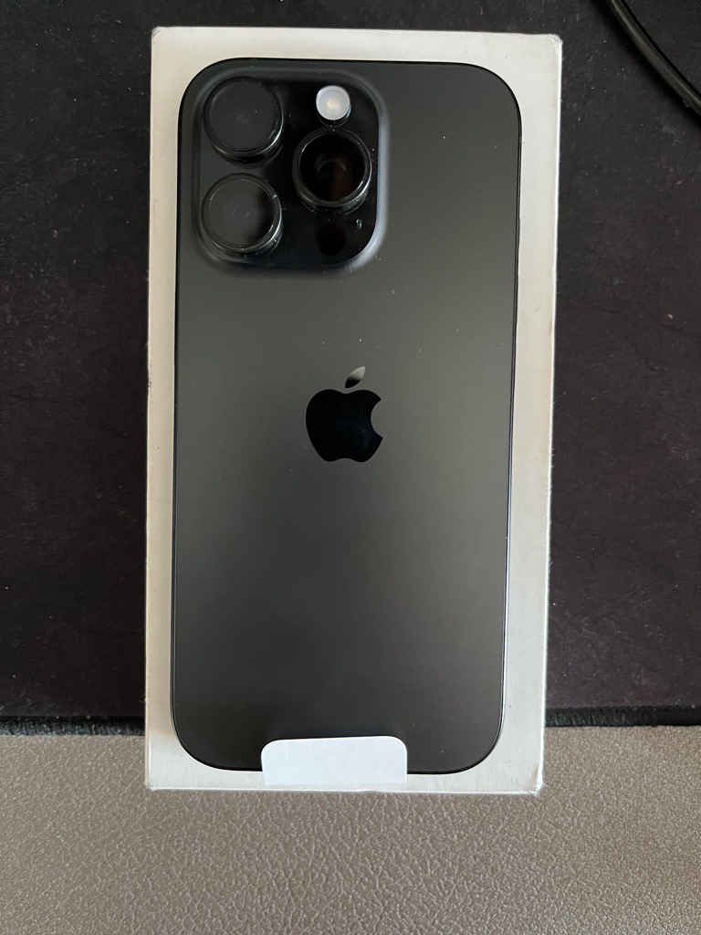Iphone 16 pro noir 