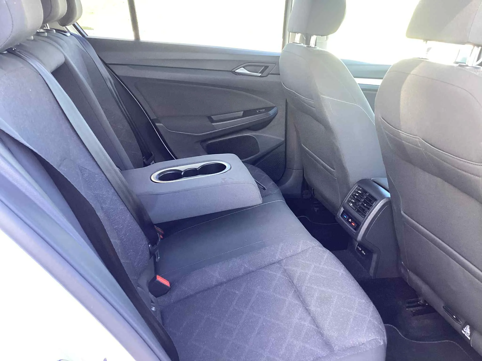 Golf 8 importer d Europe