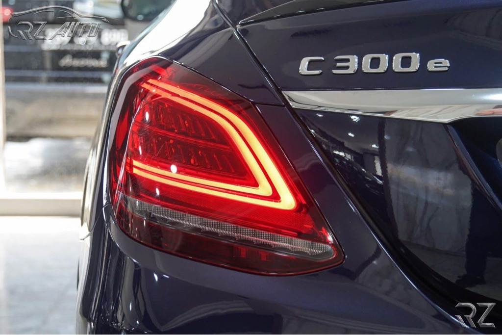 🌟 MERCEDES BENZ C300e AMG 4MATIC🌟  📲 51 080 080 | 26 410 477 🔁 Possibilité de vente ou échange