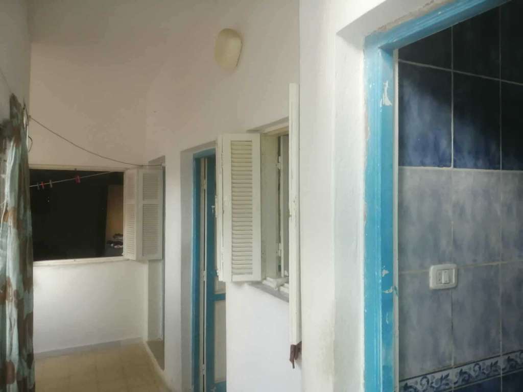 A vendre une maison cise à inb khaldoun à 15 min de bab saadoun