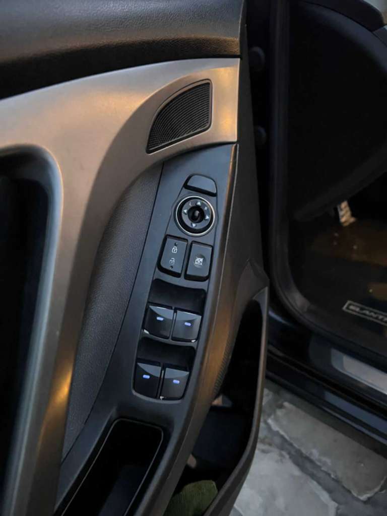 đđHYUNDAI ELANTRA -đđ