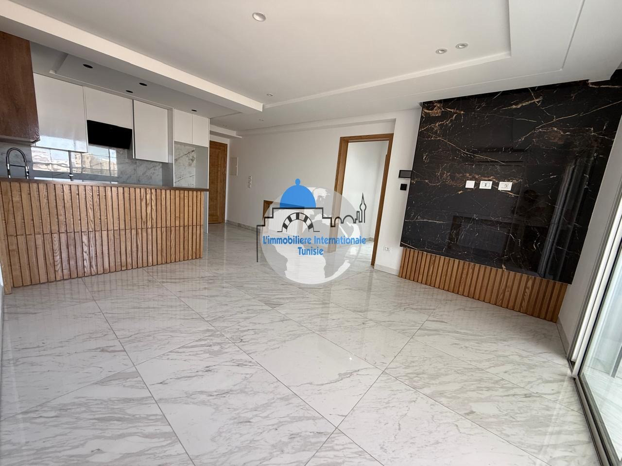 luxe S+1 jamais habité, situé à Sahloul