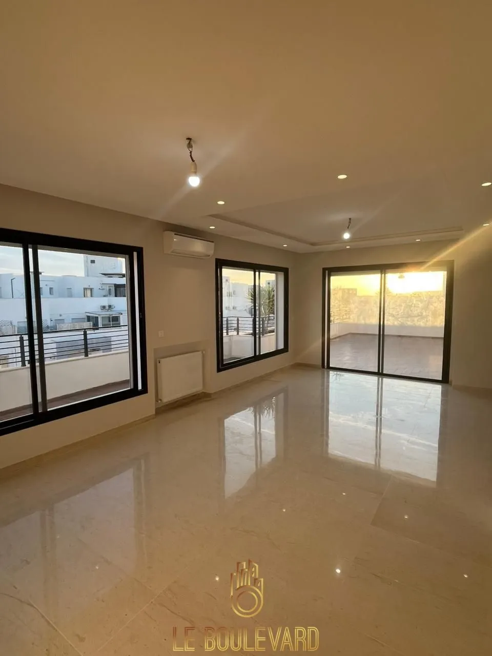 a louer Appartement S+2 vue sur mer à AFH Mrezga , Cité El Wafa