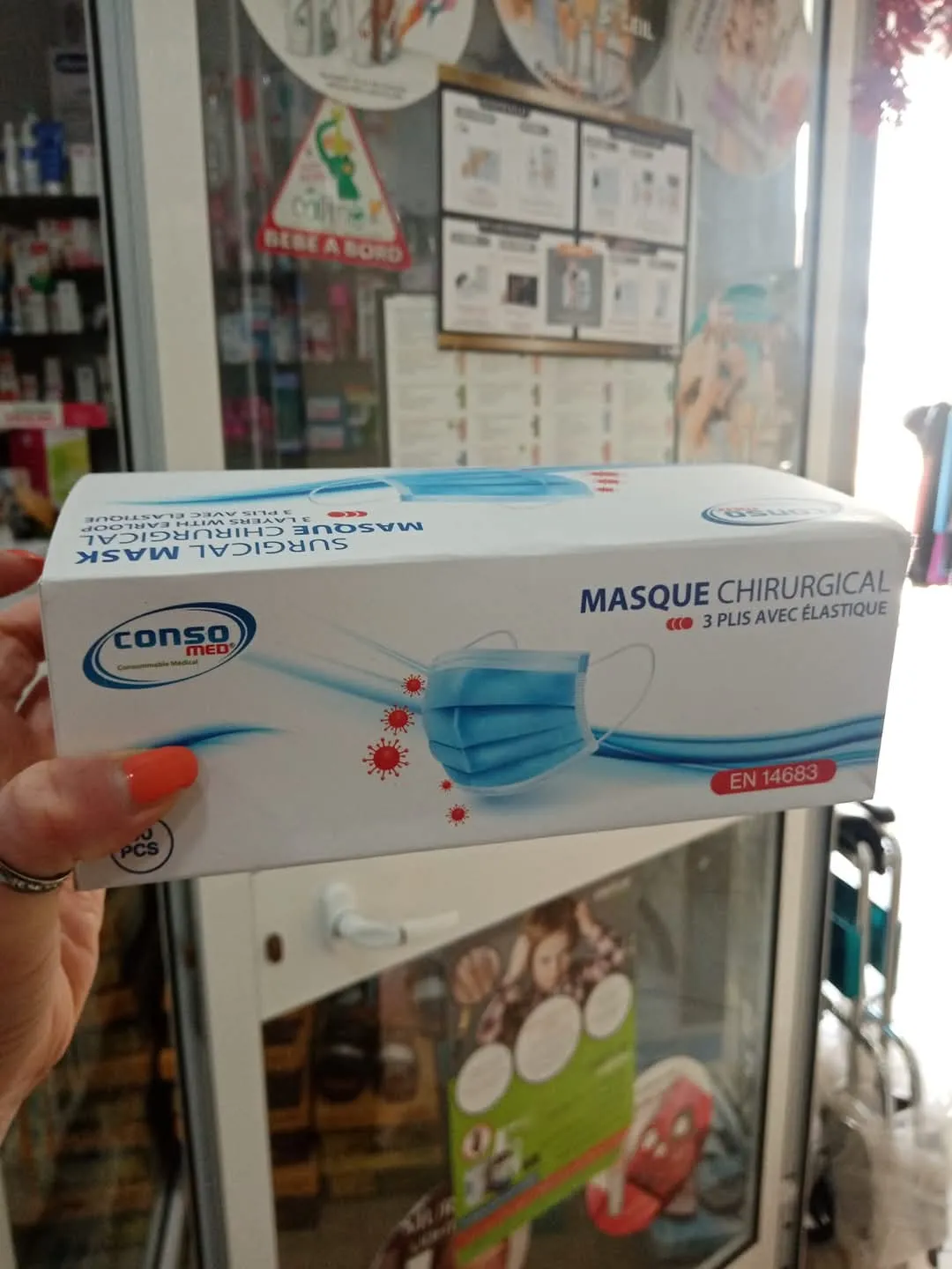 Bavette chirurgical masque 