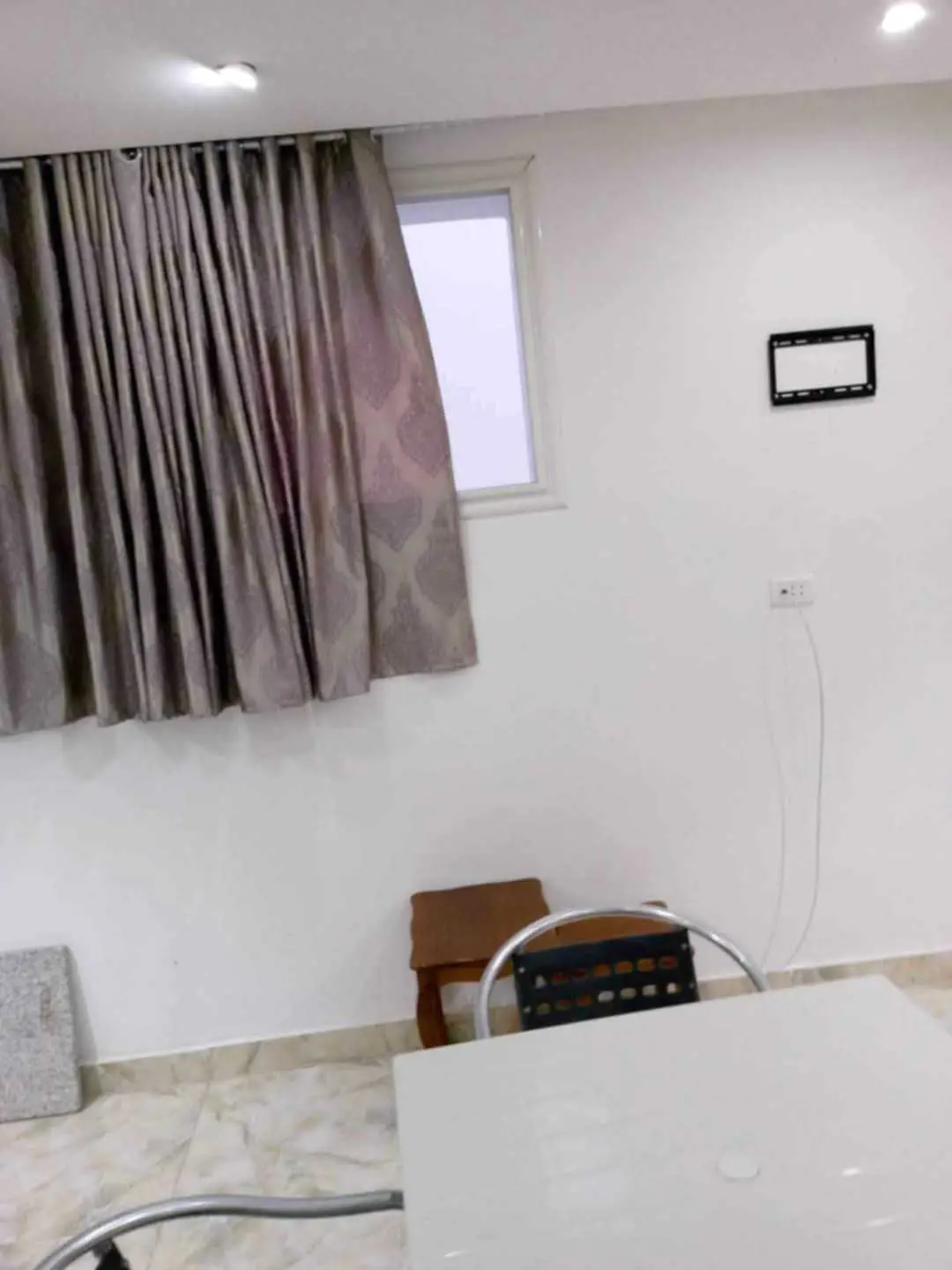 S0 meublées bien équipées à sahloul près café dips prix 600d
Tel 94788011
