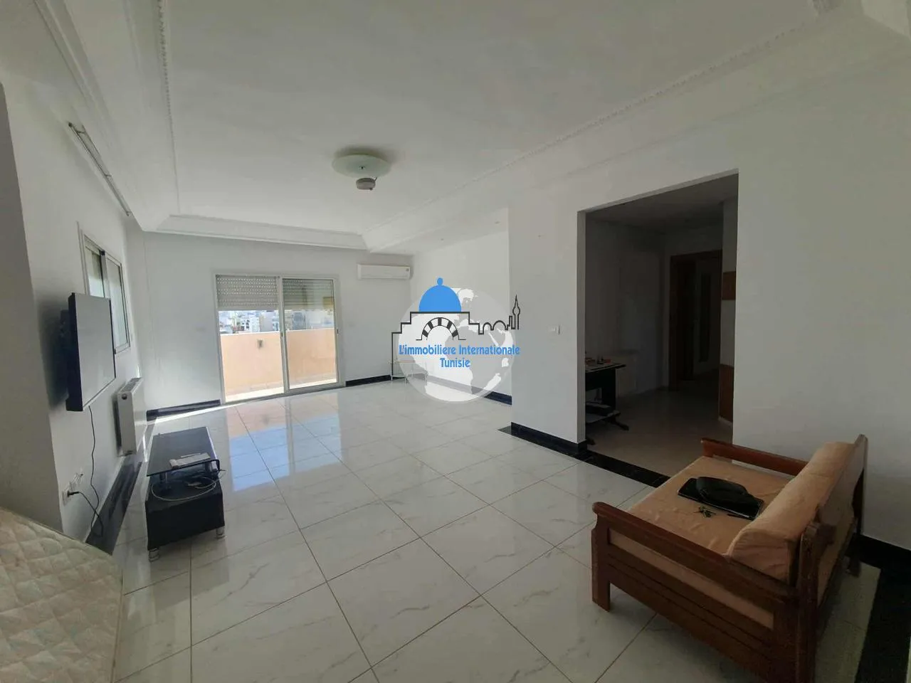 Appartement S+3 semi-meublé à louer à Cléopâtre Hammam Sousse