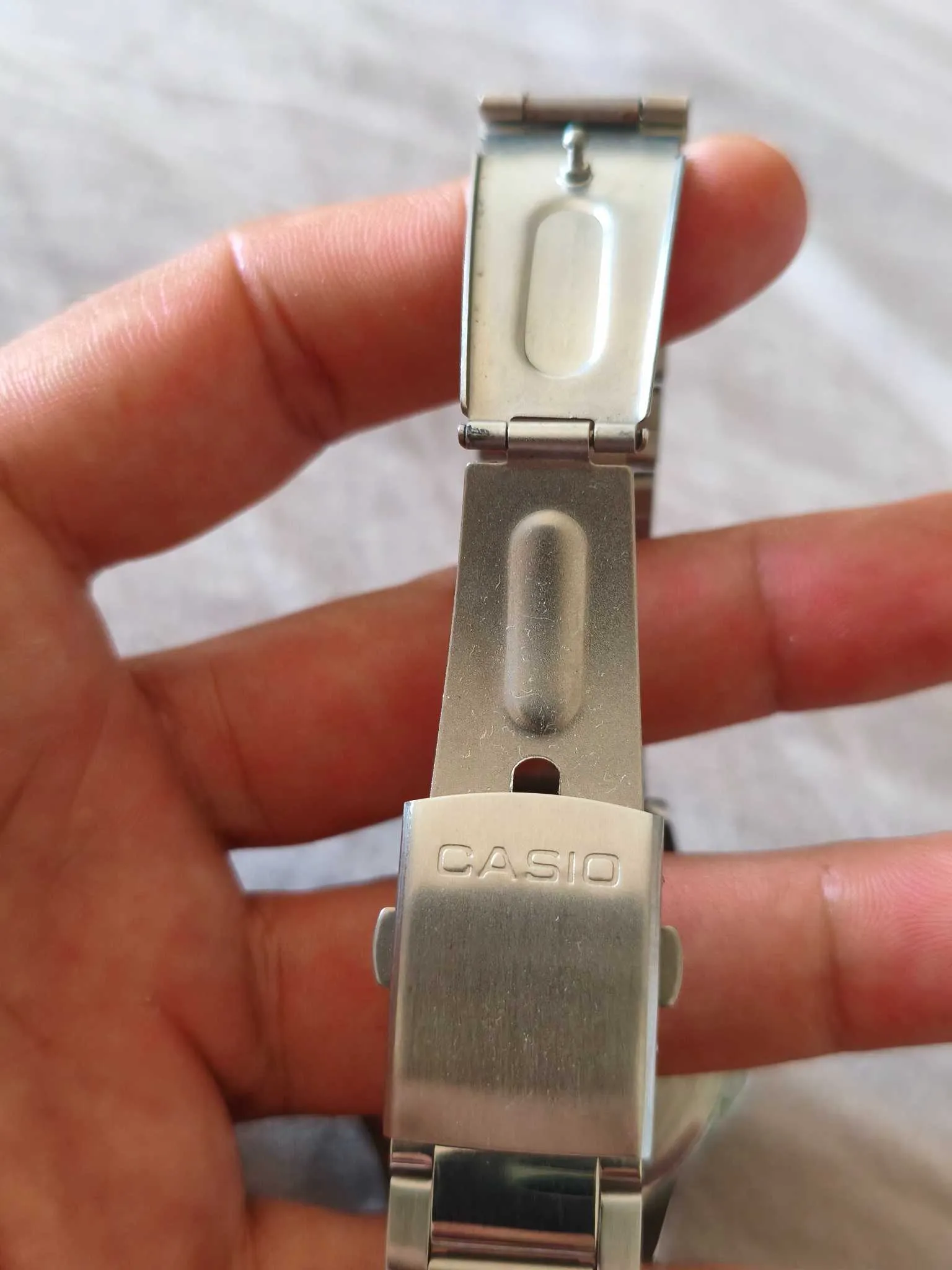 Montre Casio neuve