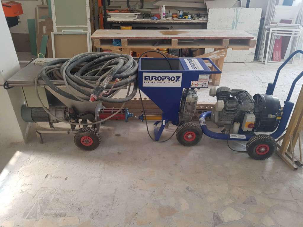 Machine à projection